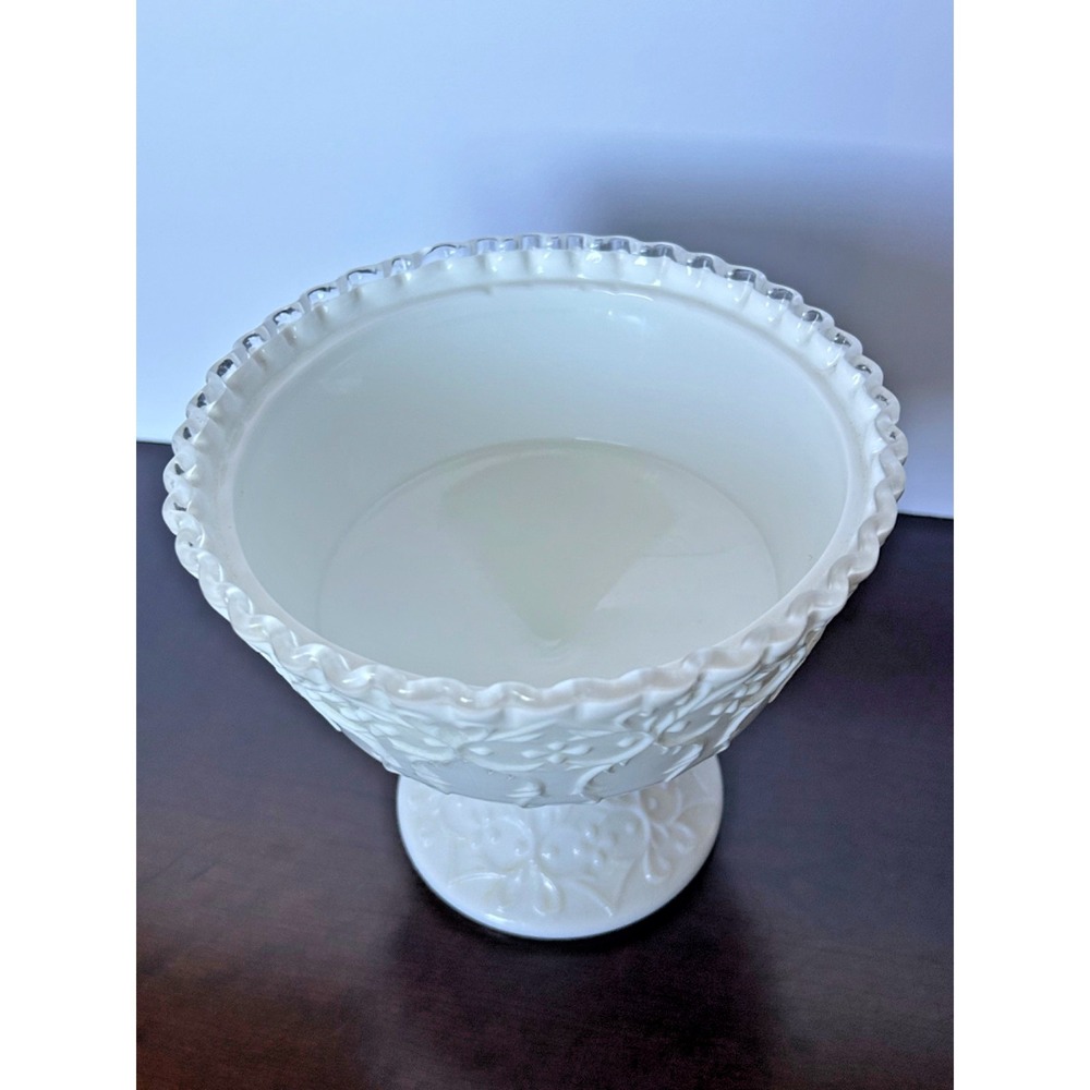 Fenton Milk Glass Silver Crest With Spanish Lace Footed Candy Box With Lid - Picture 7 of 14